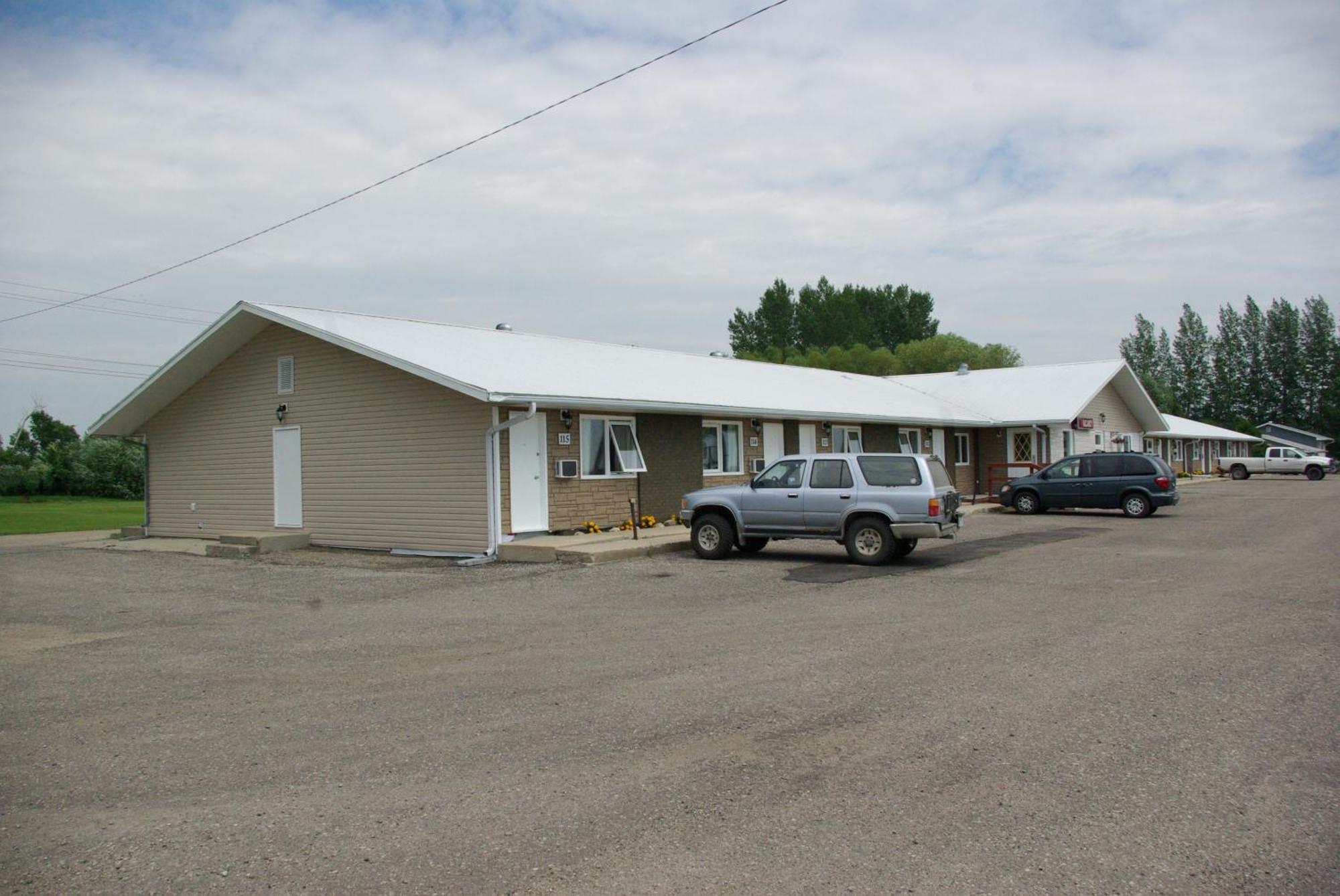 Westway Inn Motel Neepawa Bagian luar foto