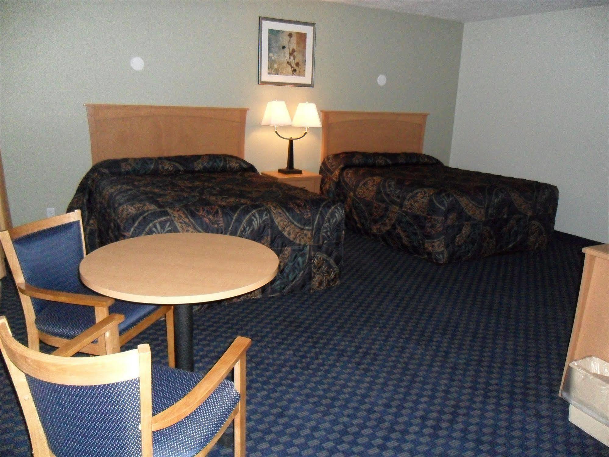 Westway Inn Motel Neepawa Bagian luar foto